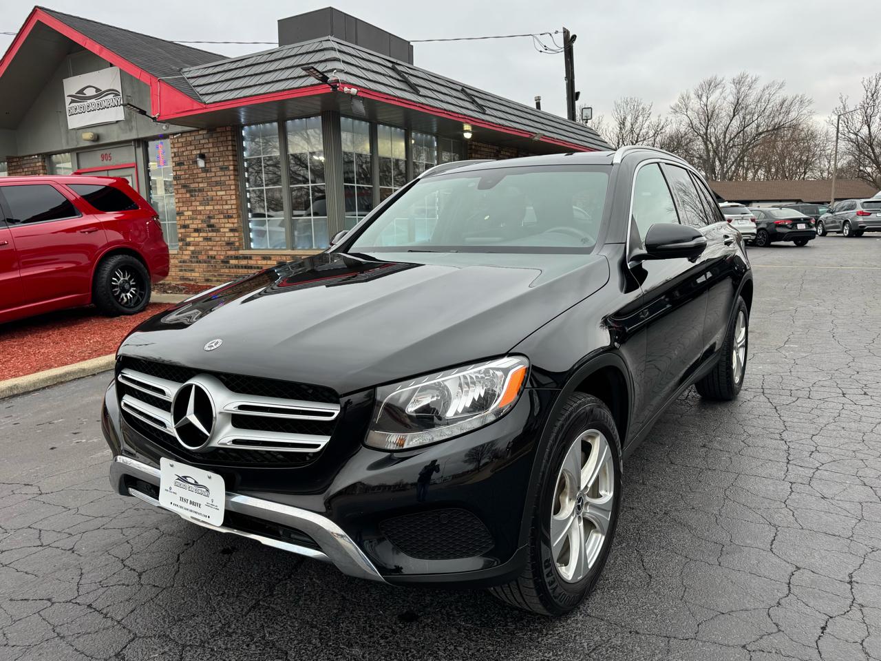 Mercedes-Benz GLC GLC 300 4MATIC SUV 2017