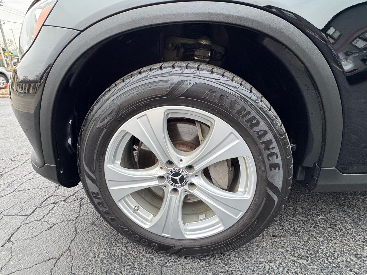 Mercedes-Benz GLC GLC 300 4MATIC SUV 2017