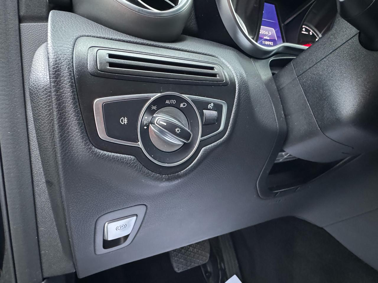 Mercedes-Benz GLC GLC 300 4MATIC SUV 2017