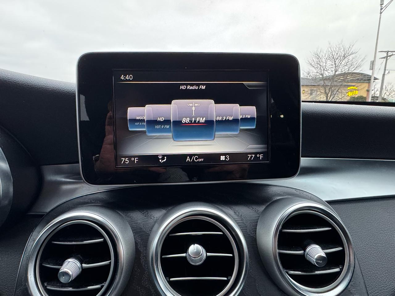 Mercedes-Benz GLC GLC 300 4MATIC SUV 2017