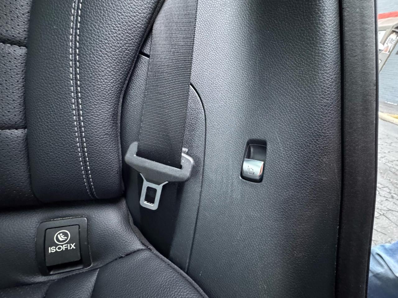 Mercedes-Benz GLC GLC 300 4MATIC SUV 2017