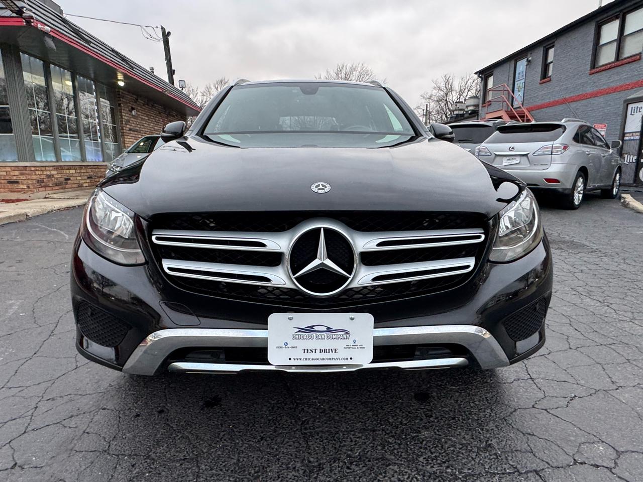 Mercedes-Benz GLC GLC 300 4MATIC SUV 2017