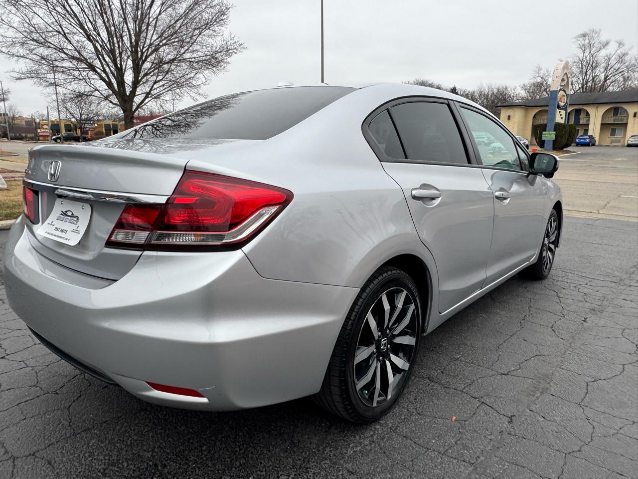 Honda Civic Sedan 4dr CVT EX-L 2015