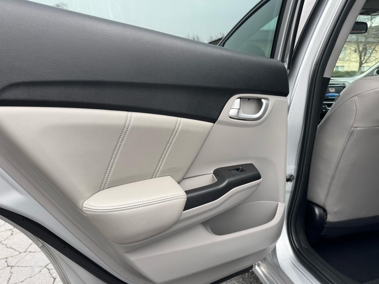 Honda Civic Sedan 4dr CVT EX-L 2015