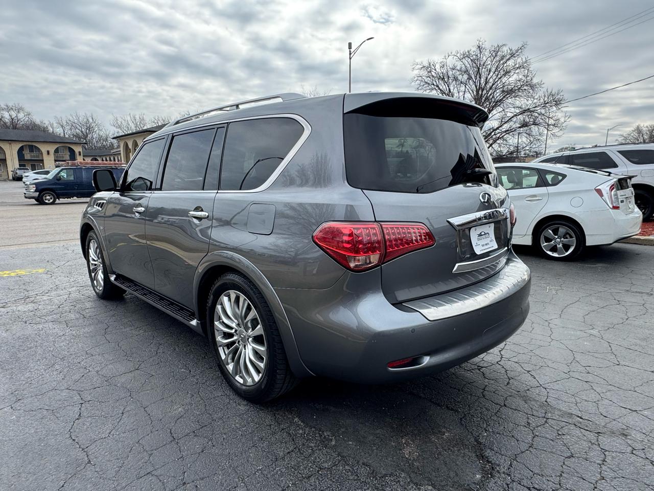 Infiniti QX80 AWD 2017