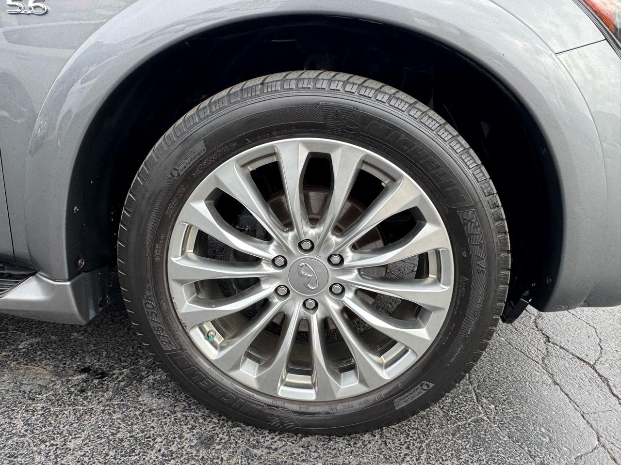 Infiniti QX80 AWD 2017