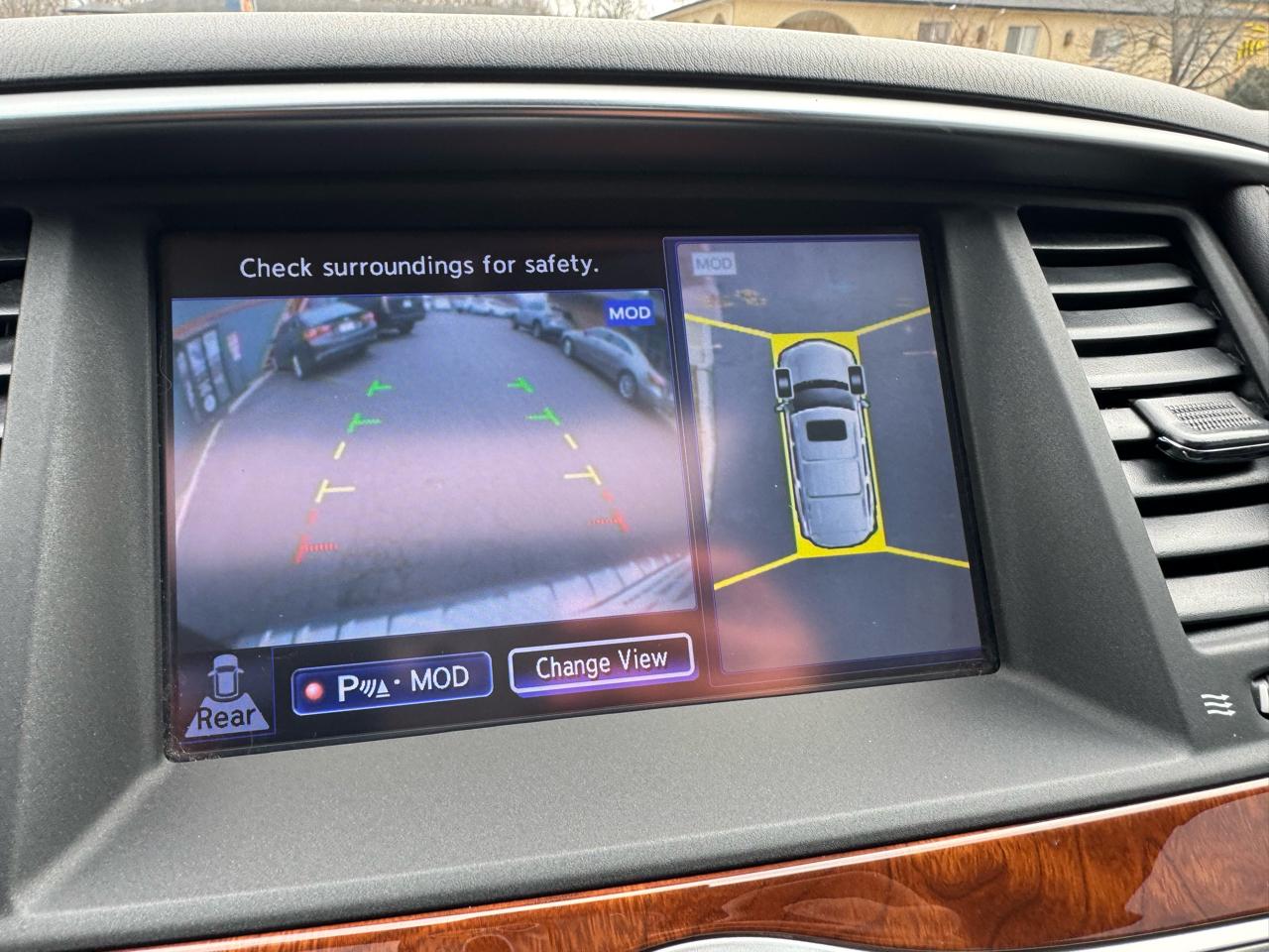 Infiniti QX80 AWD 2017