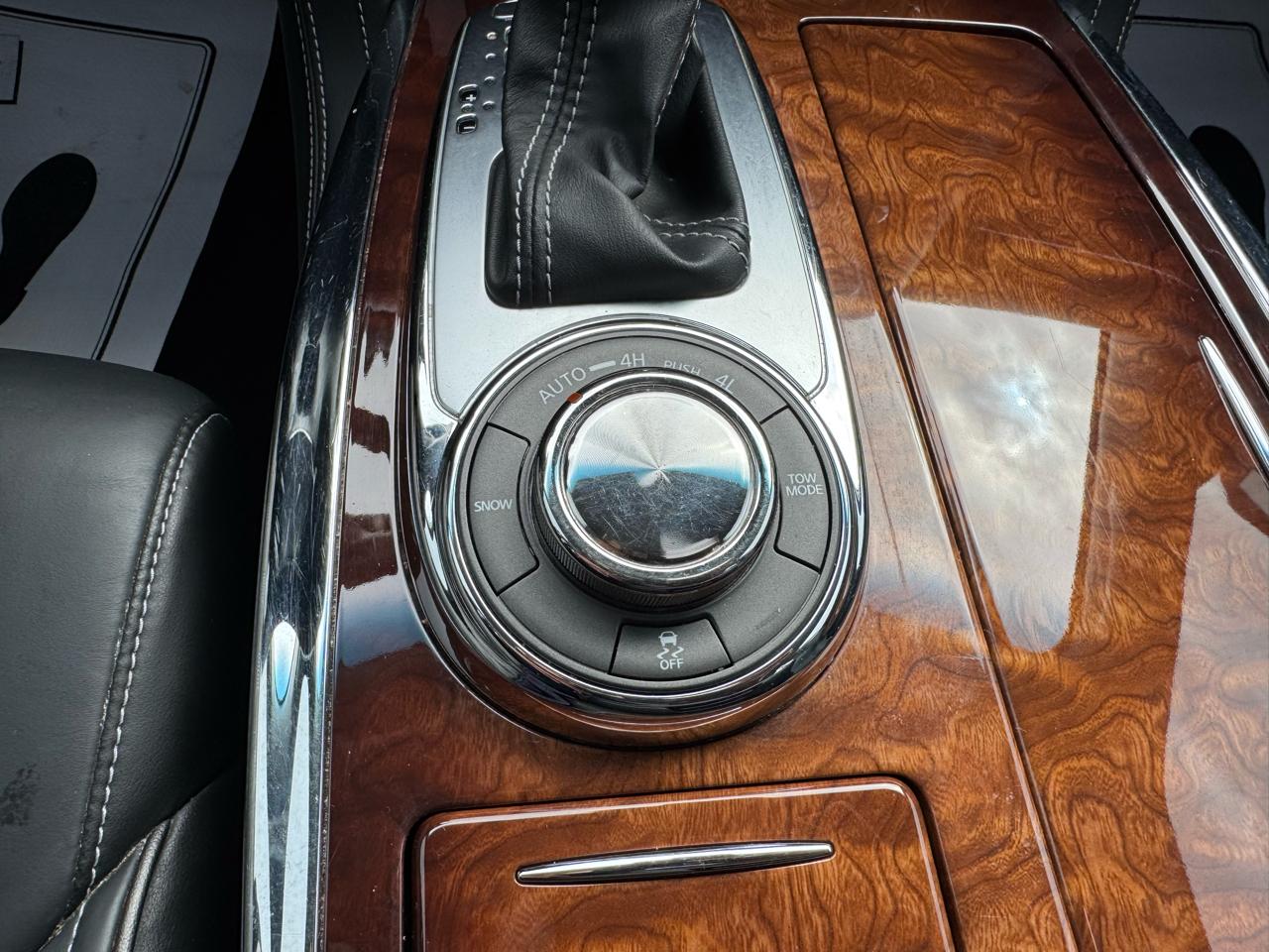 Infiniti QX80 AWD 2017