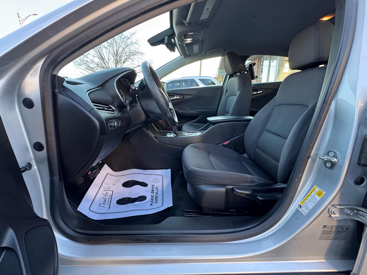 Chevrolet Malibu 4dr Sdn LS w/1LS 2017