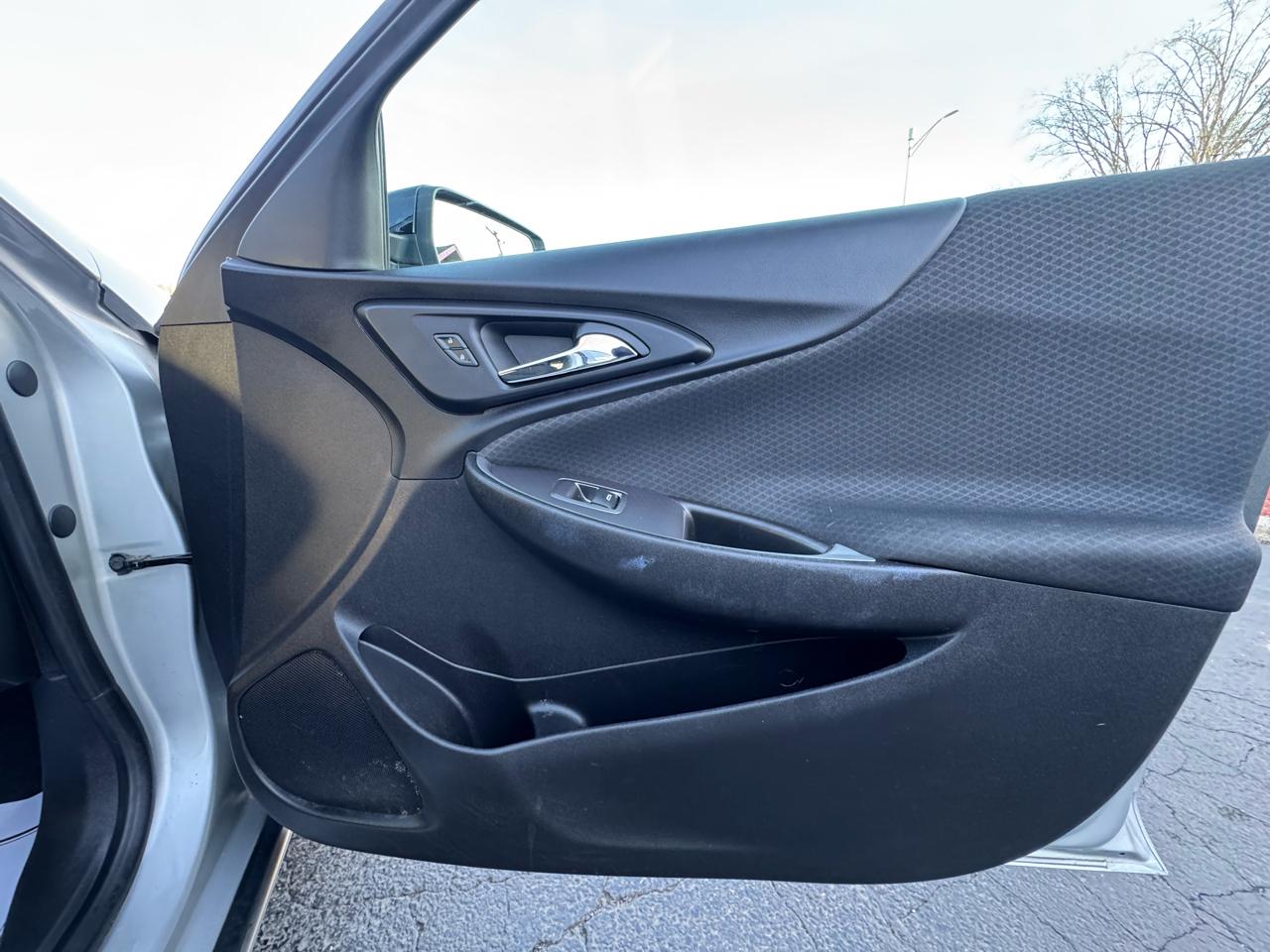 Chevrolet Malibu 4dr Sdn LS w/1LS 2017