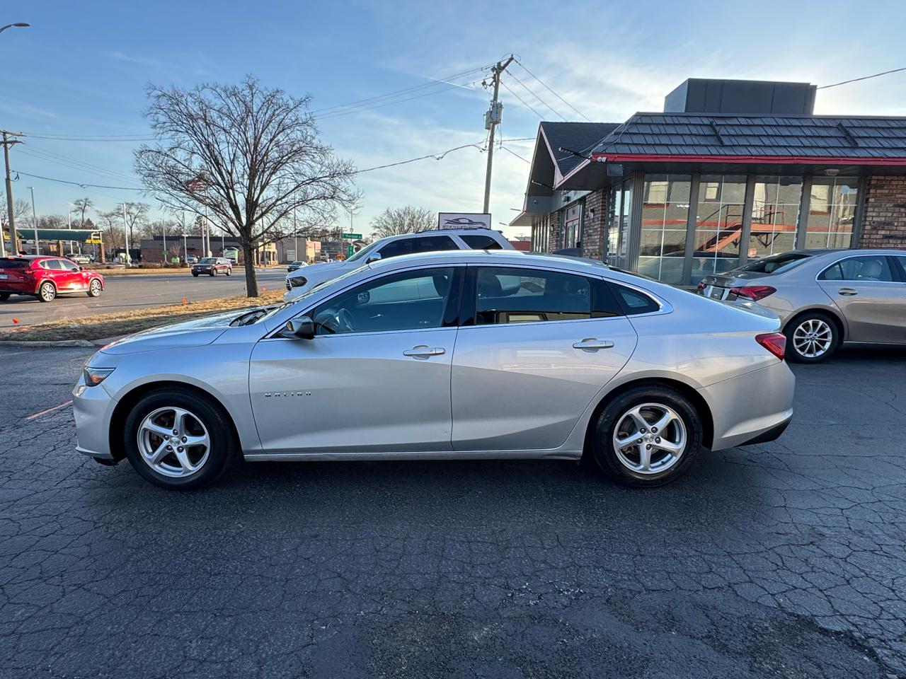 Chevrolet Malibu 4dr Sdn LS w/1LS 2017