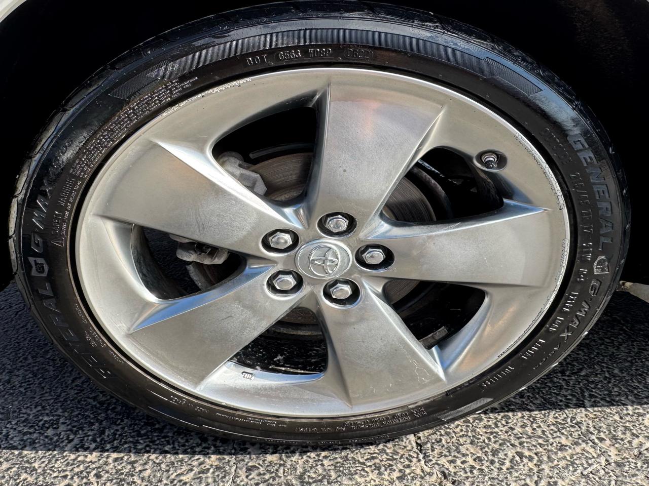 Toyota Prius 5dr HB Persona (Natl) 2013