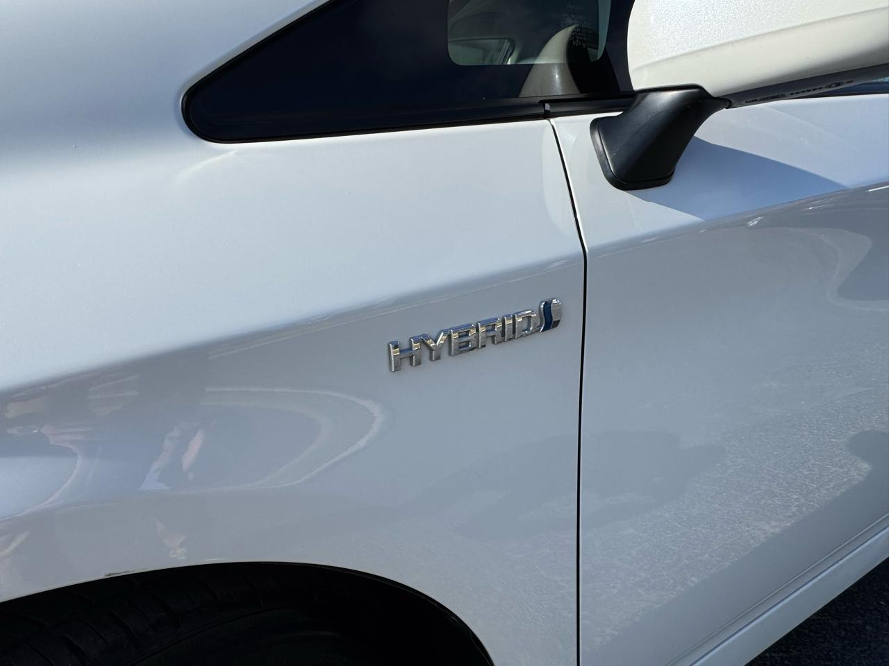 Toyota Prius 5dr HB Persona (Natl) 2013