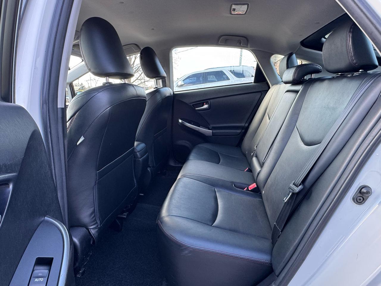 Toyota Prius 5dr HB Persona (Natl) 2013