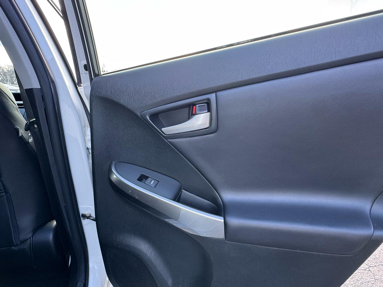 Toyota Prius 5dr HB Persona (Natl) 2013