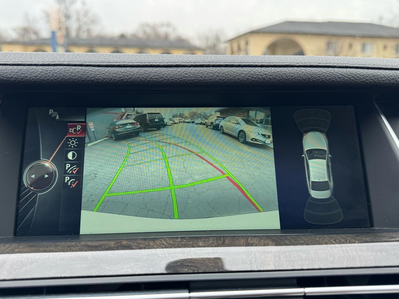 BMW 7 Series 4dr Sdn 740Li xDrive AWD 2013