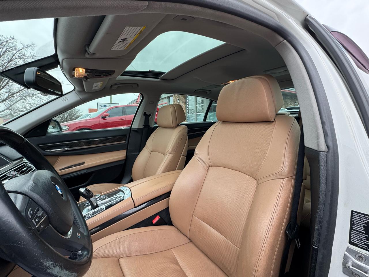 BMW 7 Series 4dr Sdn 740Li xDrive AWD 2013