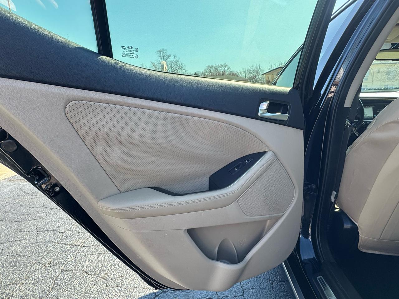 Kia Optima Hybrid 4dr Sdn EX 2016