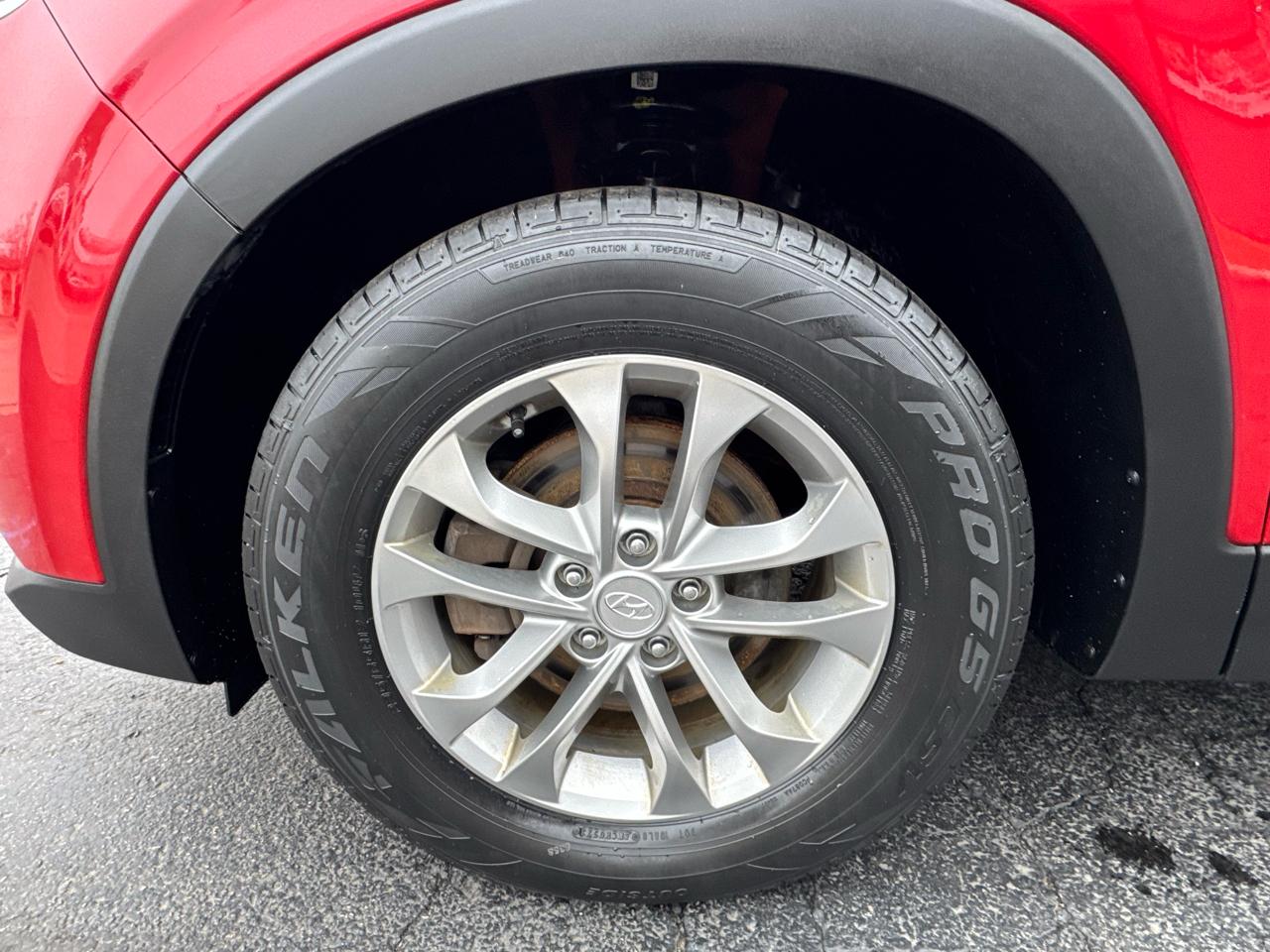 Hyundai Santa Fe SEL 2.4L Auto FWD 2019