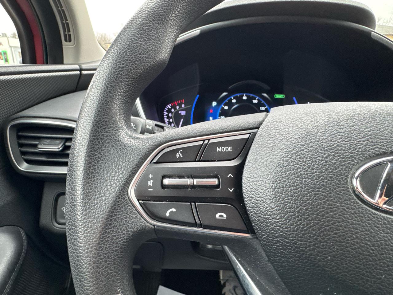 Hyundai Santa Fe SEL 2.4L Auto FWD 2019