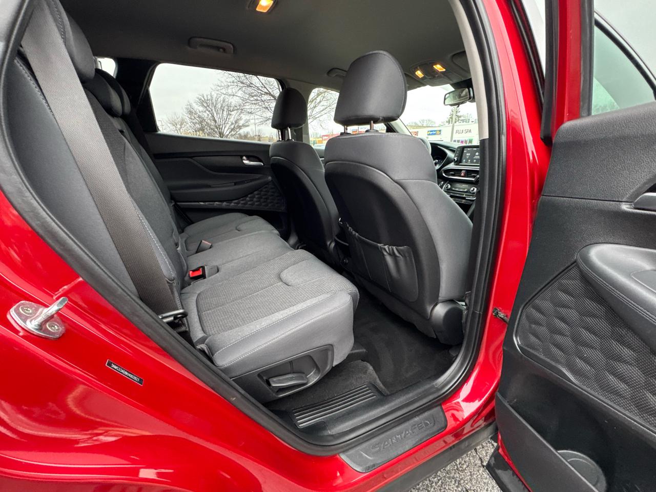 Hyundai Santa Fe SEL 2.4L Auto FWD 2019