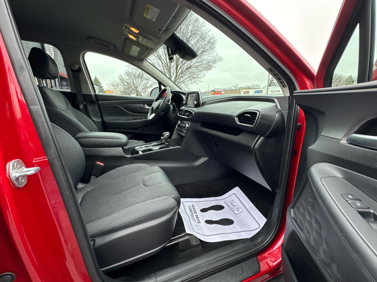 Hyundai Santa Fe SEL 2.4L Auto FWD 2019