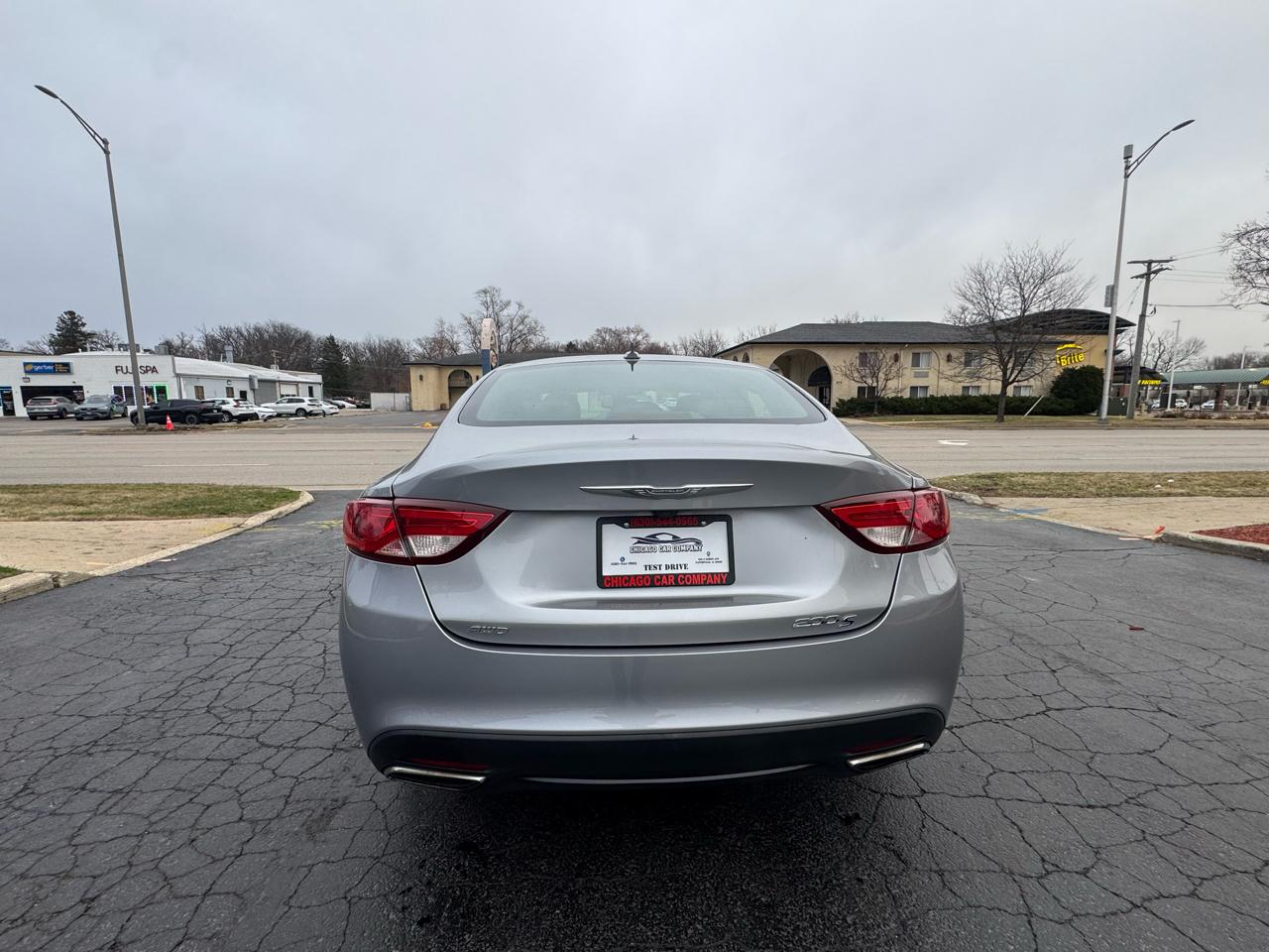 Chrysler 200 4dr Sdn S AWD 2015