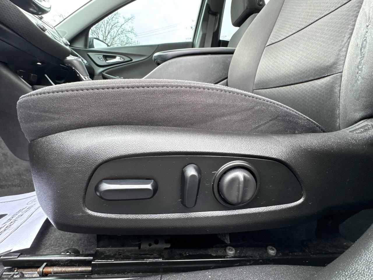 Chevrolet Malibu 4dr Sdn LT w/1LT 2018