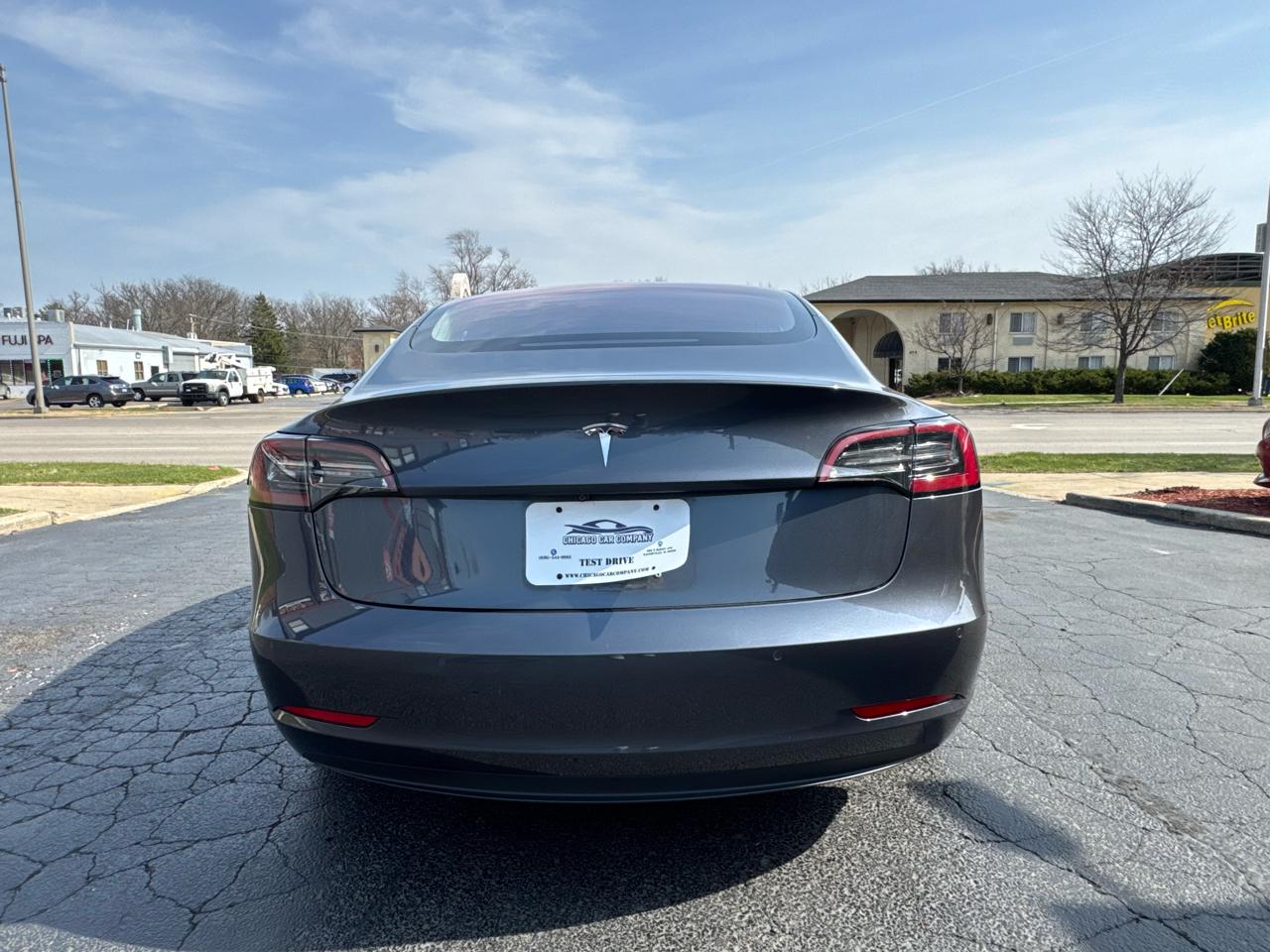 Tesla Model 3 Mid Range Battery RWD 2018