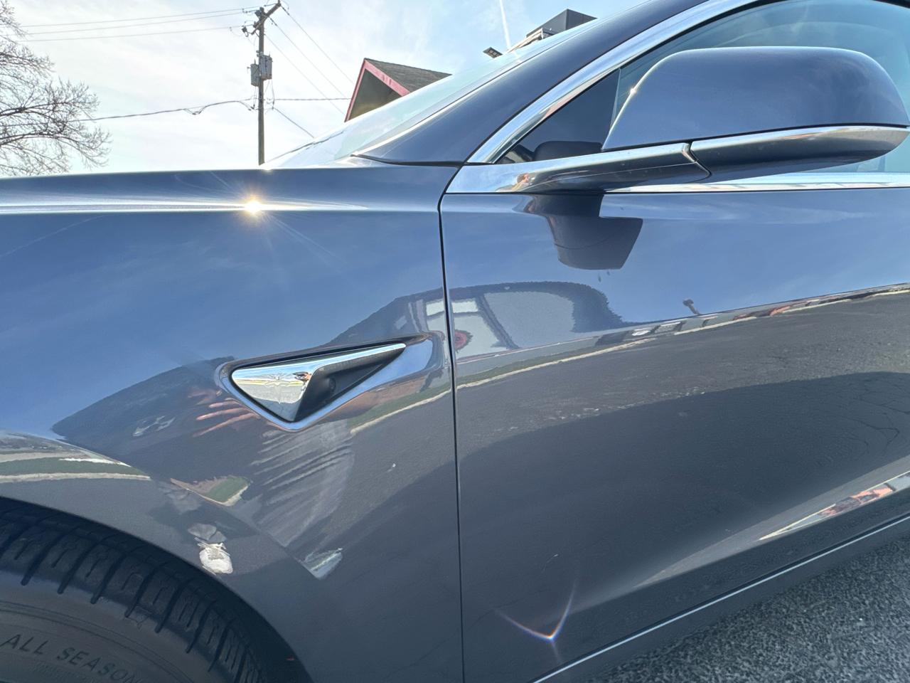 Tesla Model 3 Mid Range Battery RWD 2018