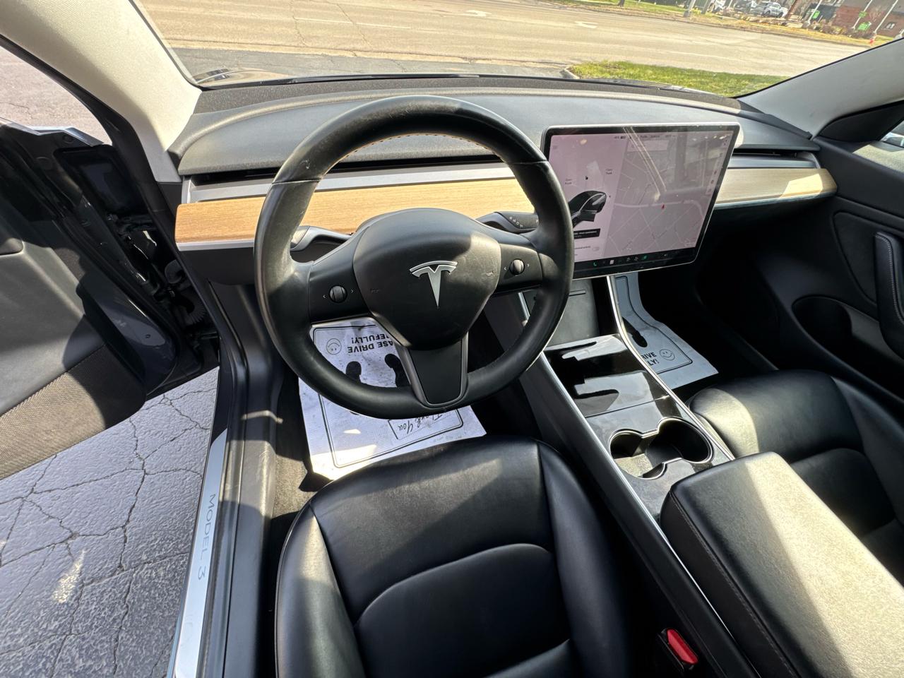 Tesla Model 3 Mid Range Battery RWD 2018