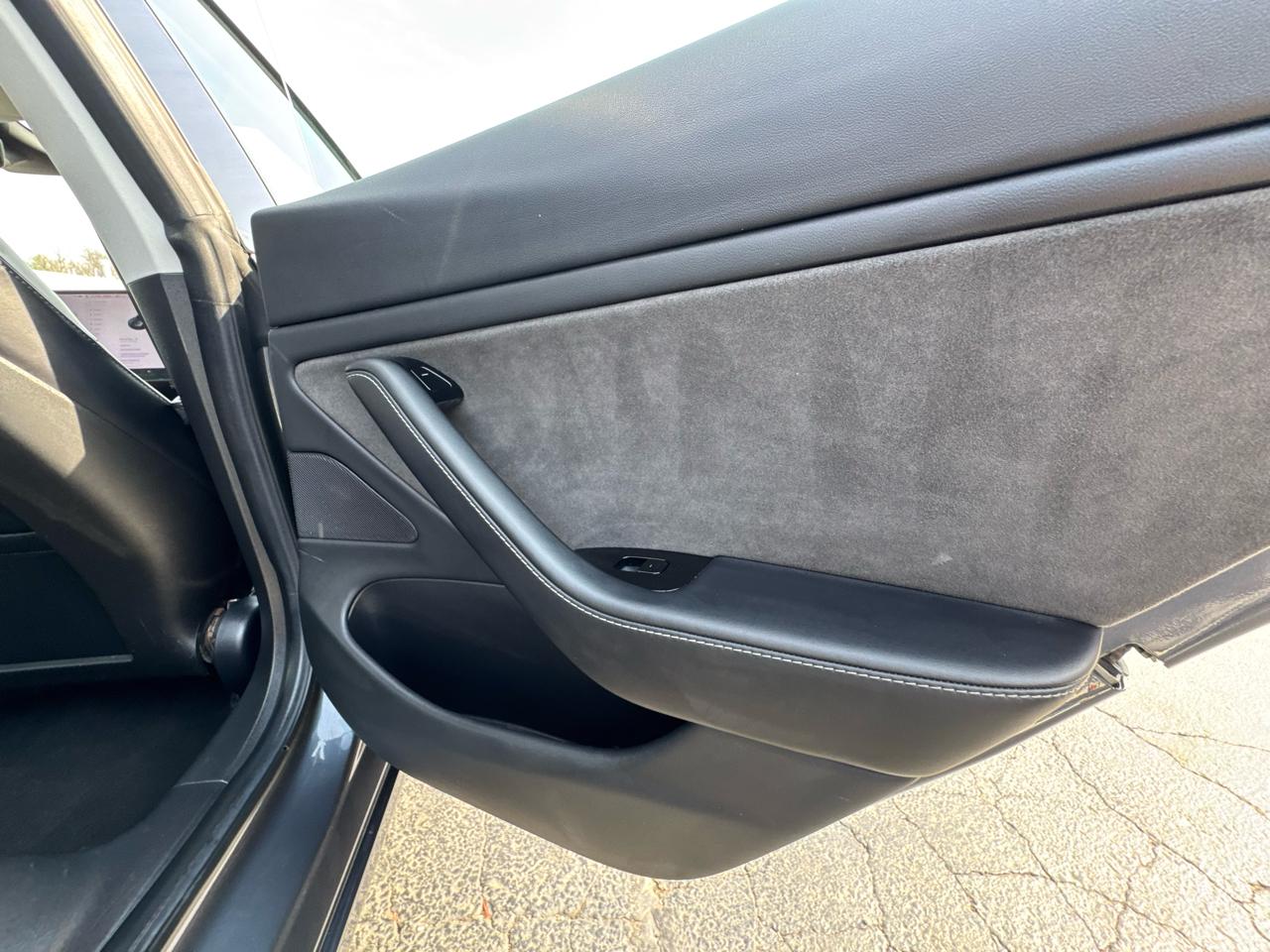 Tesla Model 3 Mid Range Battery RWD 2018