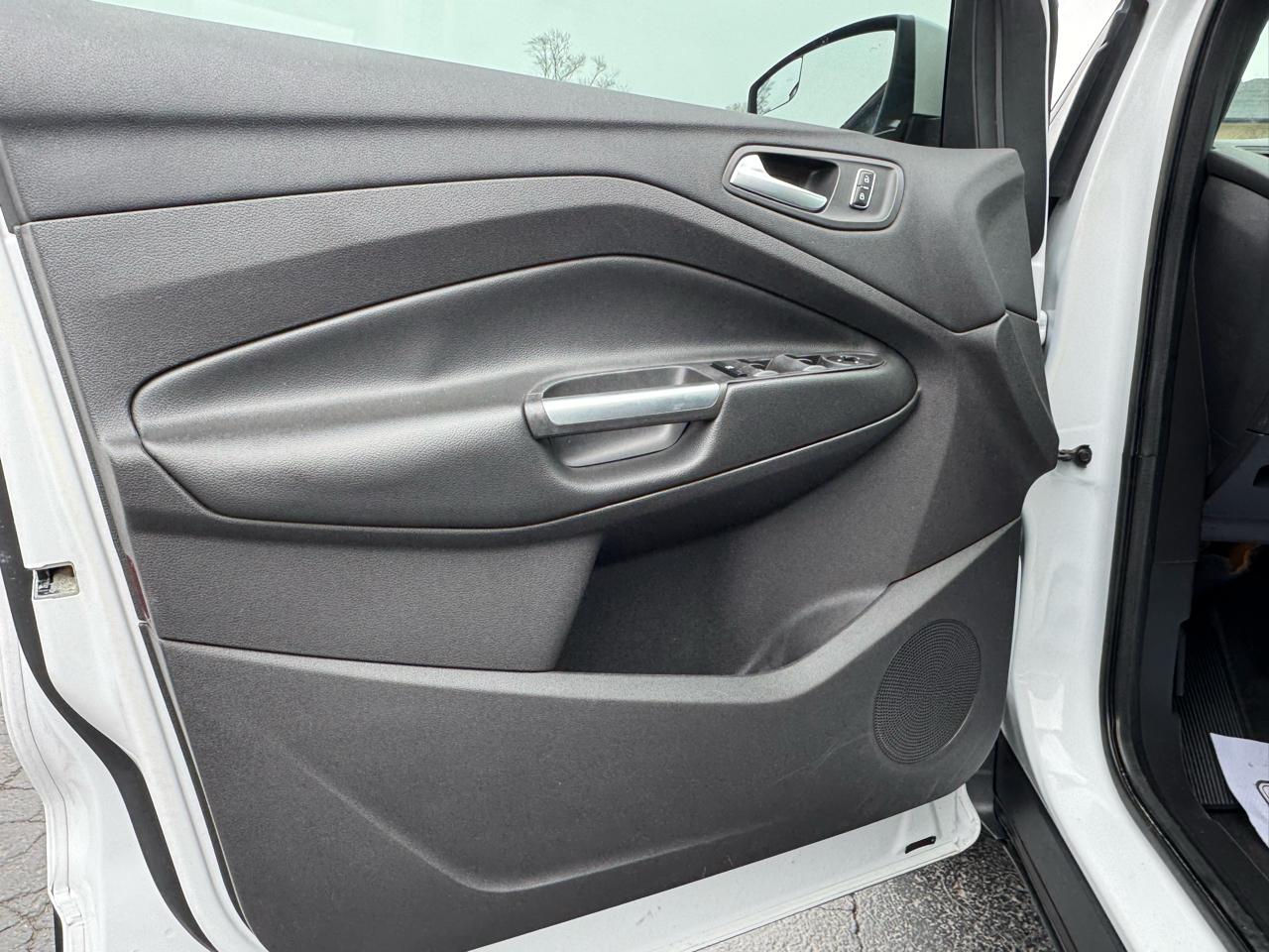 Ford Escape FWD 4dr SE 2016