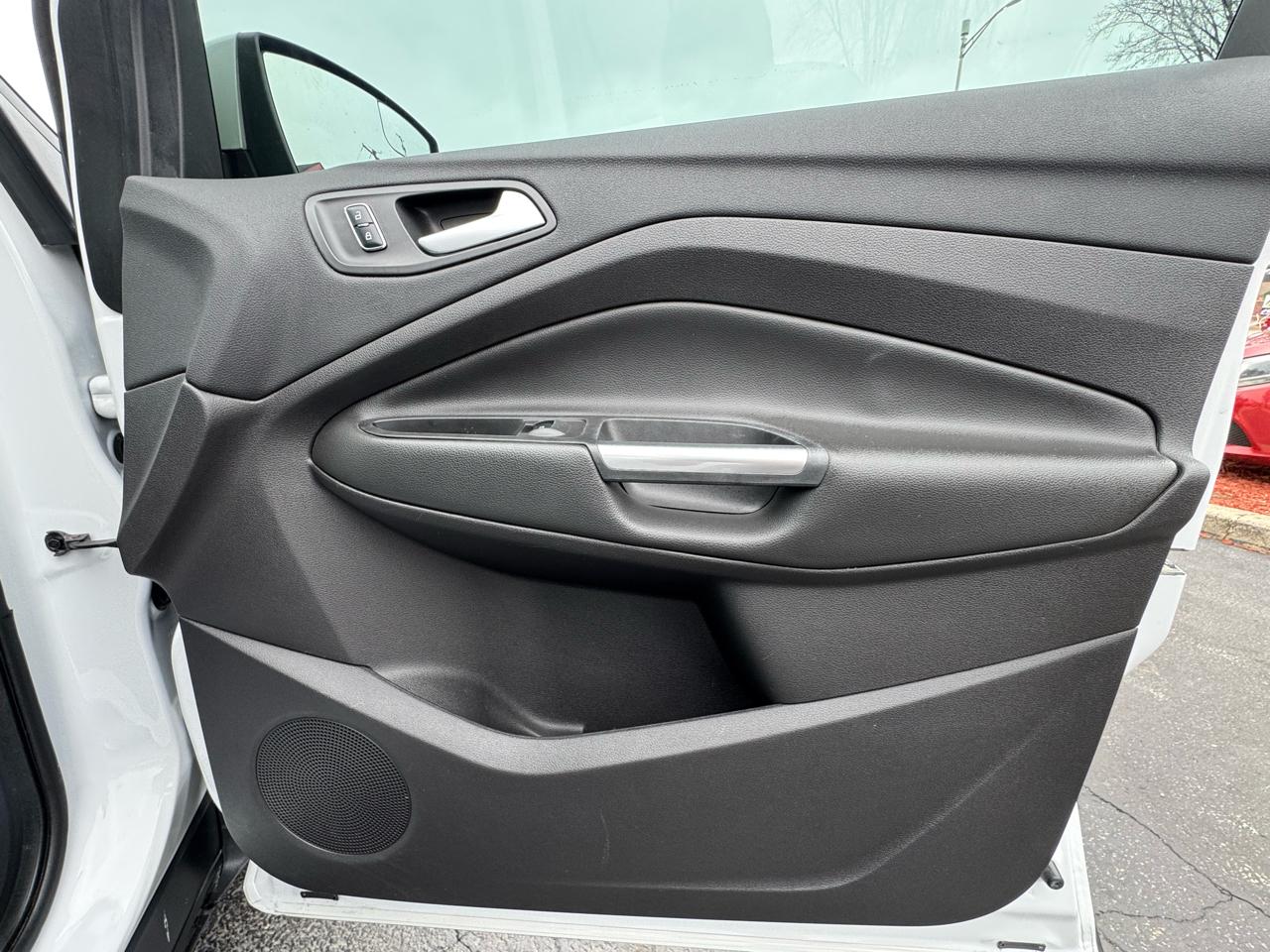 Ford Escape FWD 4dr SE 2016