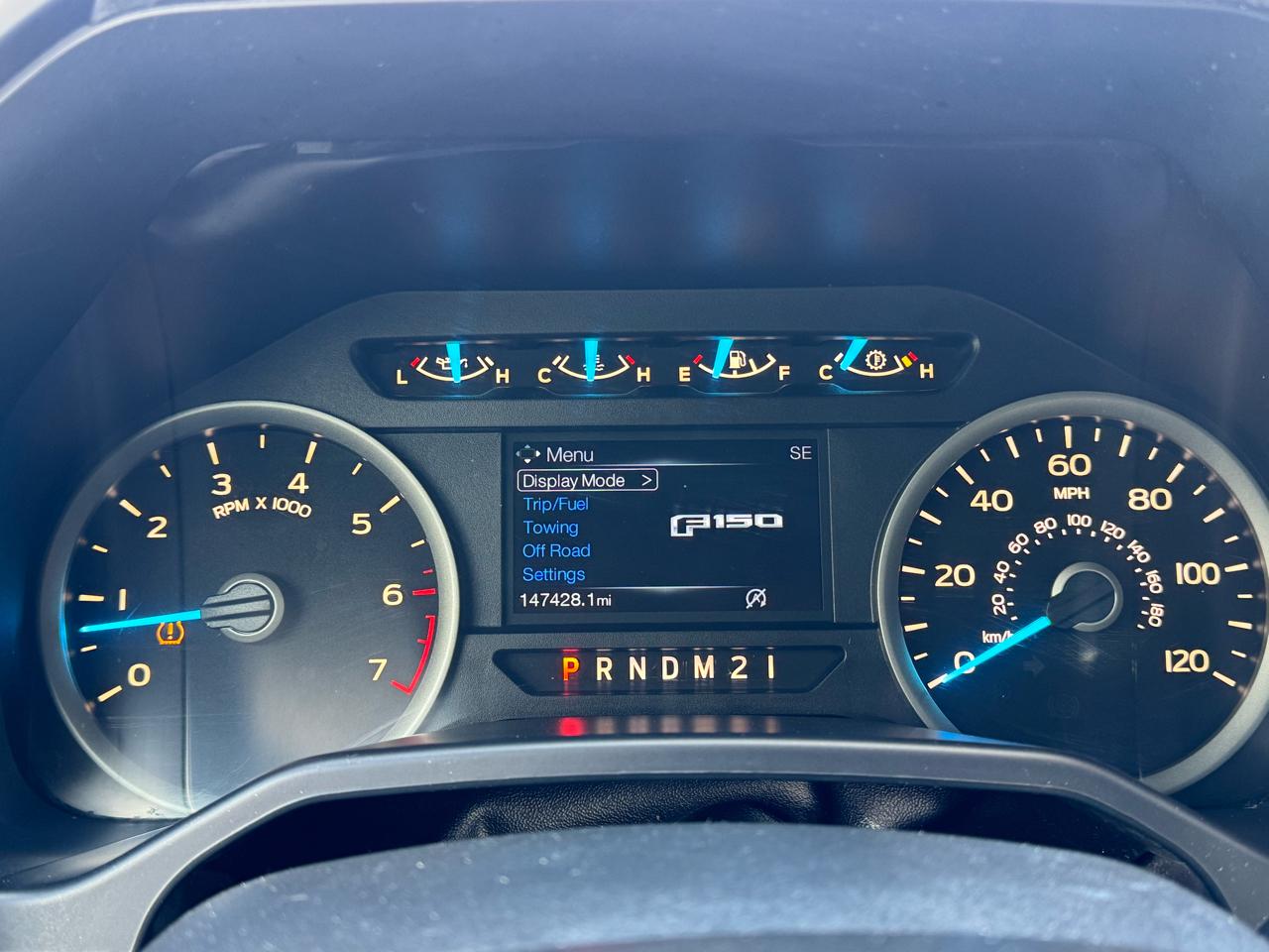 Ford F-150 2WD SuperCab 145" Lariat 2016