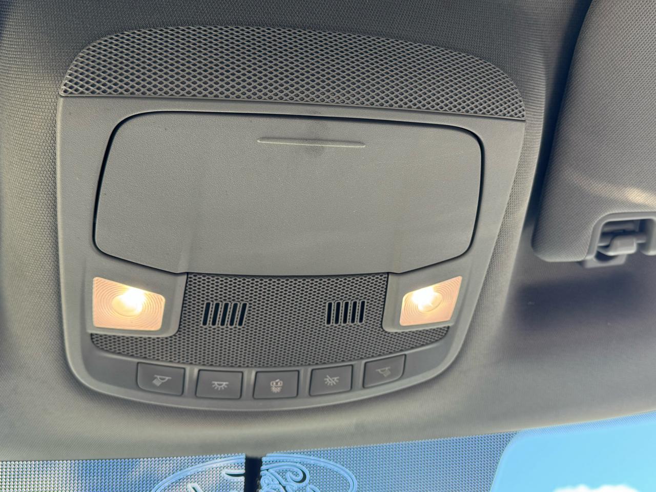 Ford F-150 2WD SuperCab 145" Lariat 2016