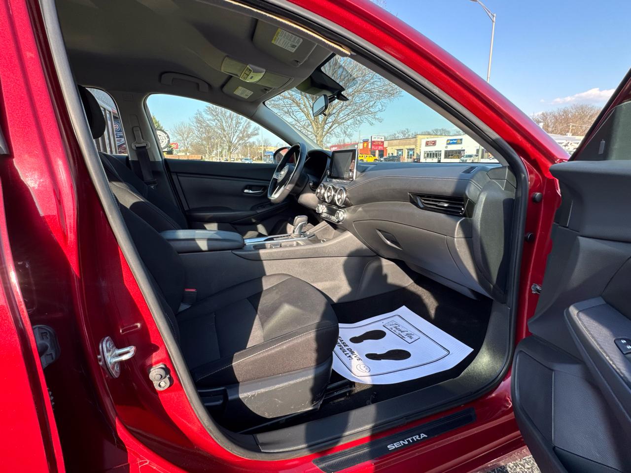 Nissan Sentra SV CVT 2021