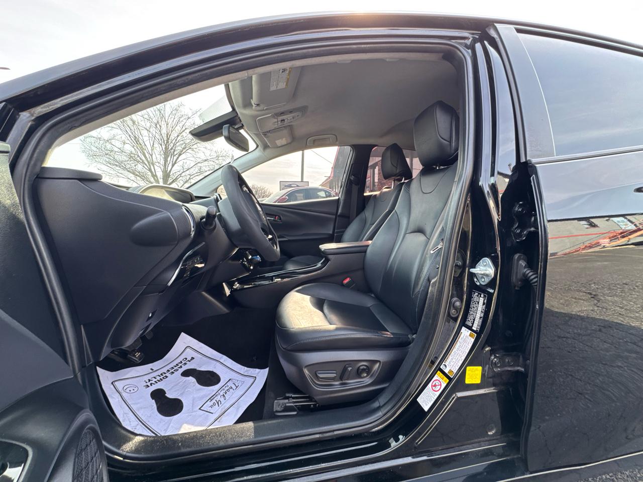 Toyota Prius Limited (Natl) 2019