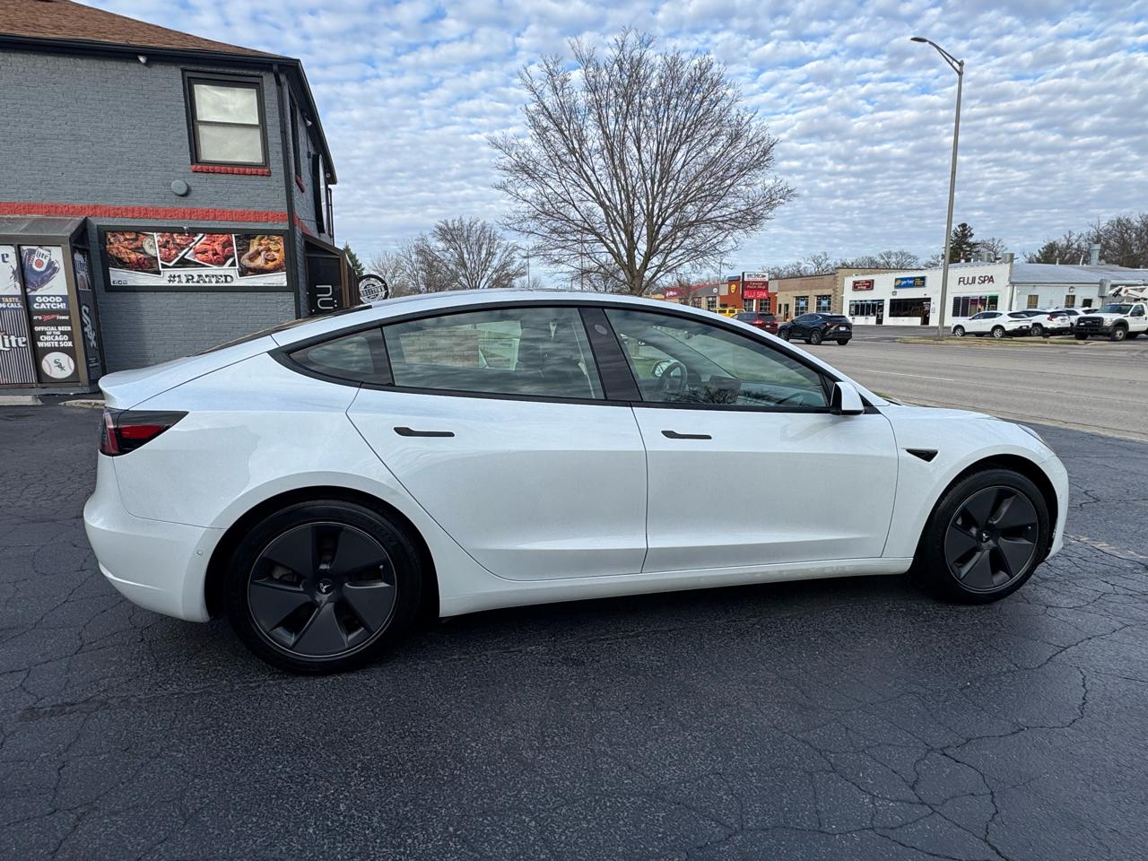 Tesla Model 3 Standard Range Plus RWD 2021