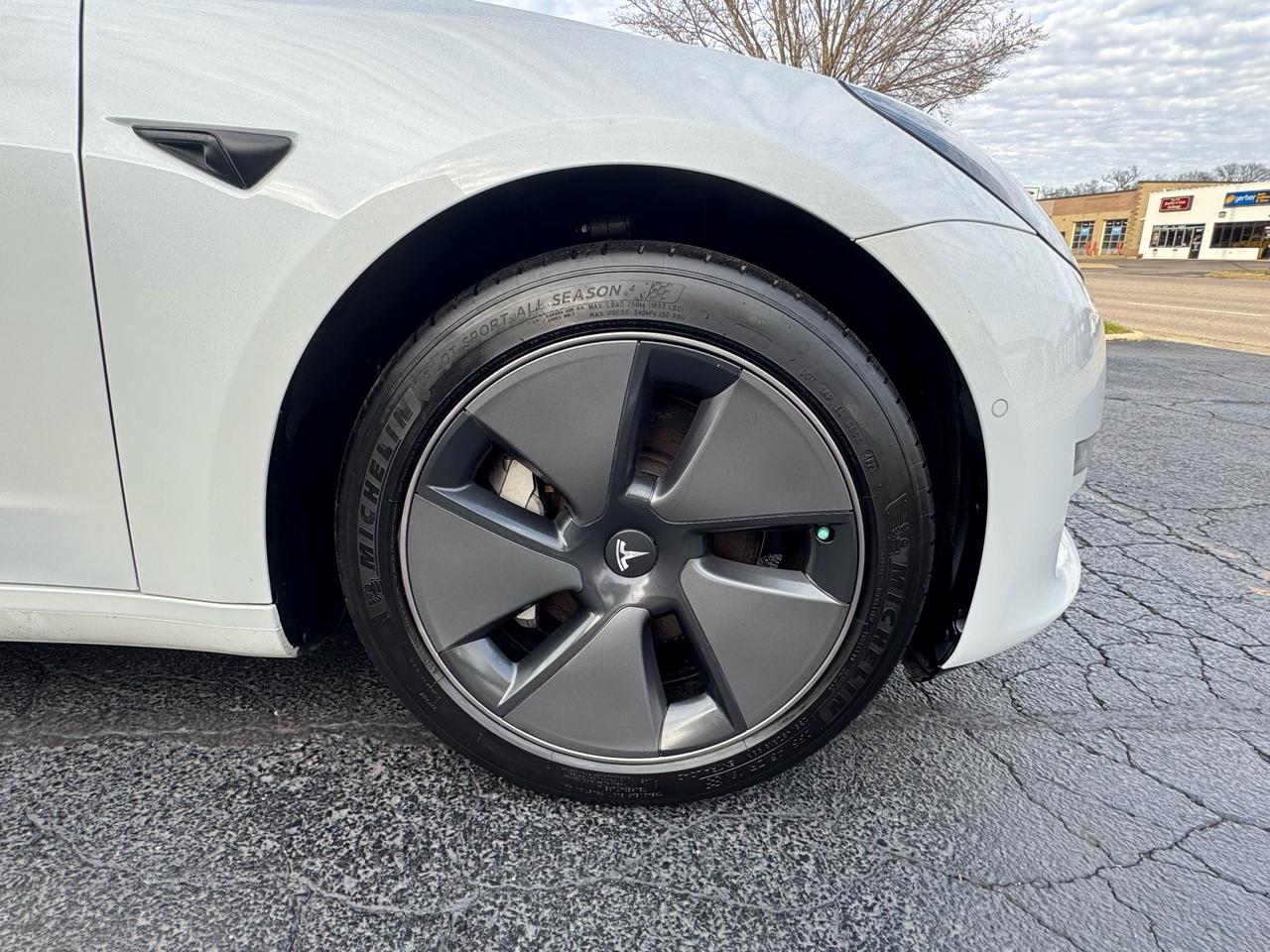 Tesla Model 3 Standard Range Plus RWD 2021