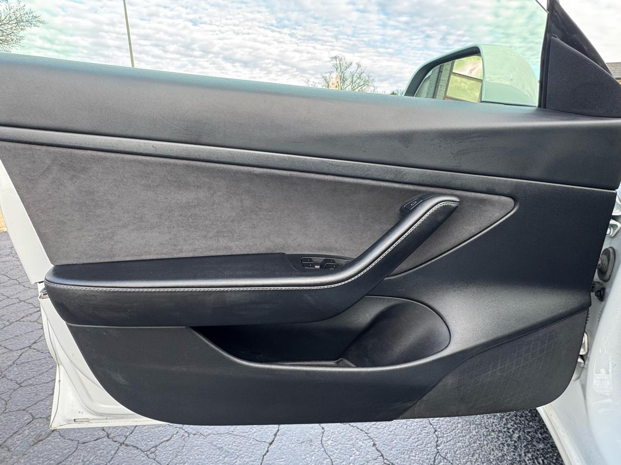 Tesla Model 3 Standard Range Plus RWD 2021