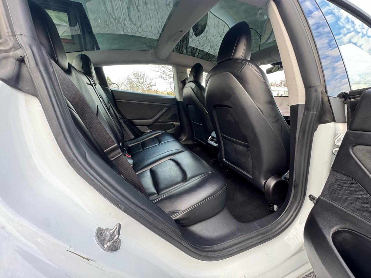 Tesla Model 3 Standard Range Plus RWD 2021