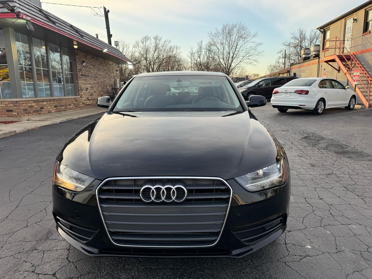 Audi A4 4dr Sdn CVT FrontTrak 2.0T Premium 2014