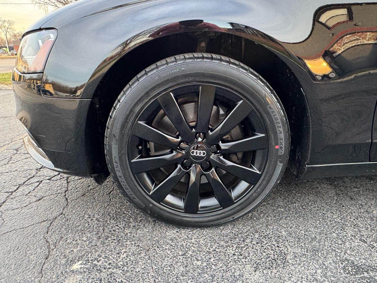 Audi A4 4dr Sdn CVT FrontTrak 2.0T Premium 2014