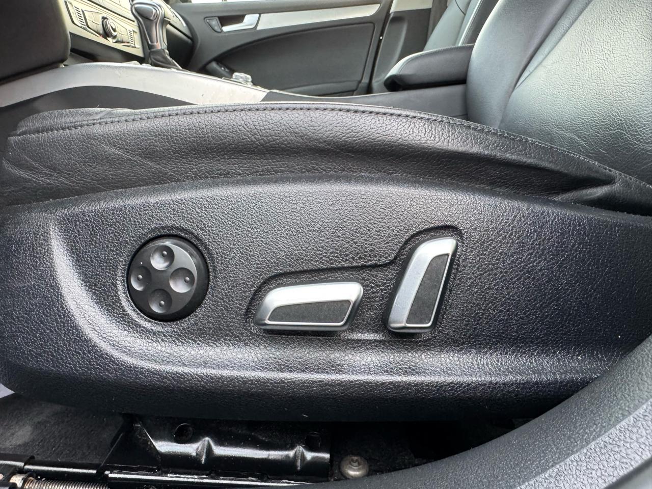 Audi A4 4dr Sdn CVT FrontTrak 2.0T Premium 2014