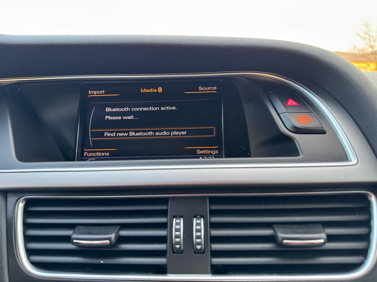 Audi A4 4dr Sdn CVT FrontTrak 2.0T Premium 2014