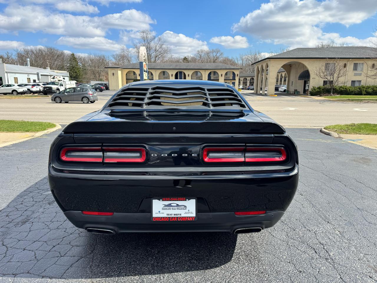 Dodge Challenger 2dr Cpe SXT 2016