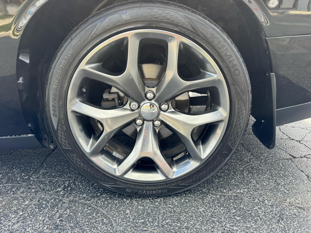 Dodge Challenger 2dr Cpe SXT 2016