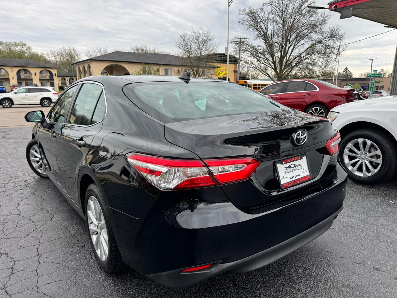 Toyota Camry 2014.5 4dr Sdn I4 Auto LE (Natl) 2019