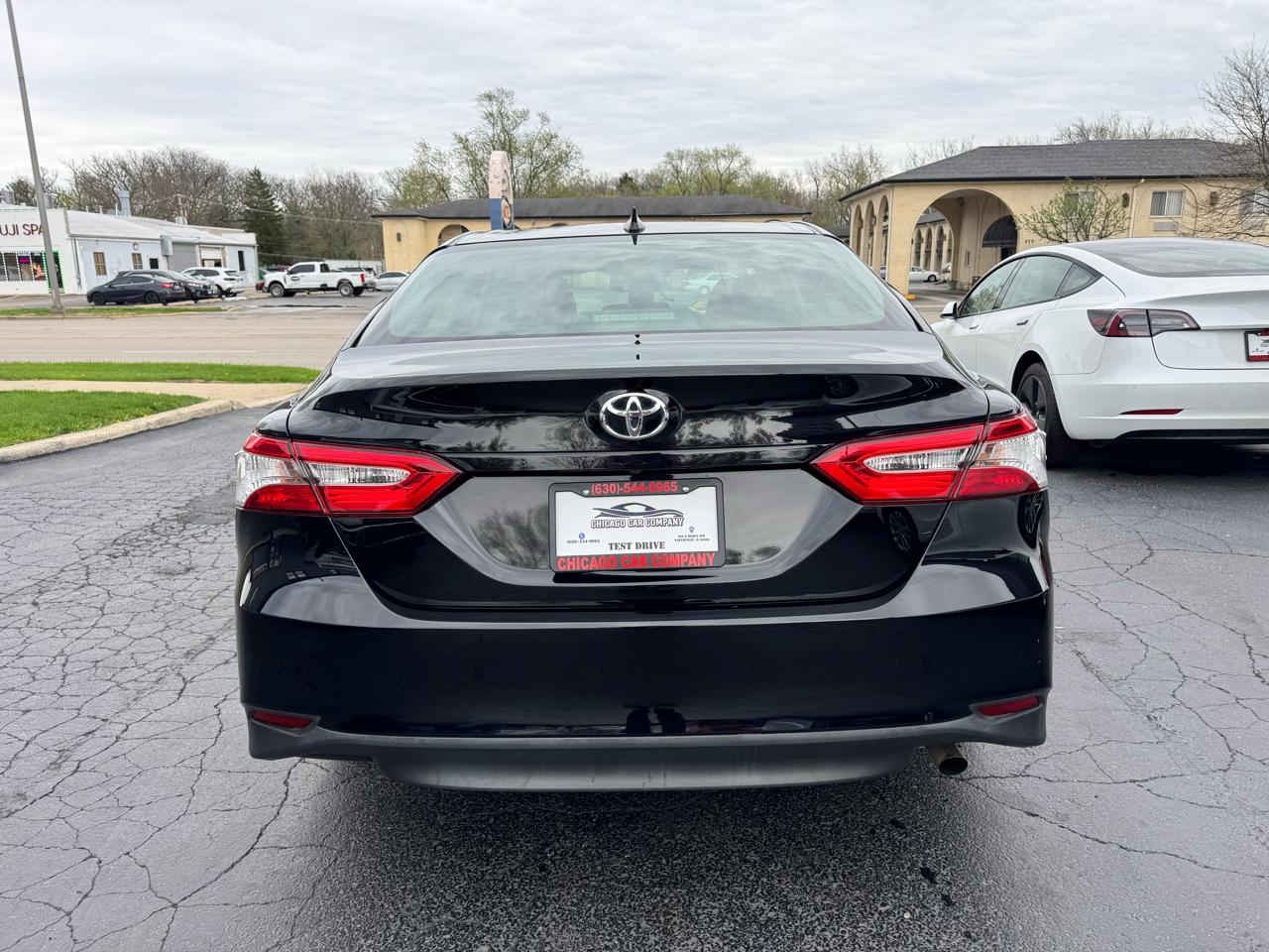 Toyota Camry 2014.5 4dr Sdn I4 Auto LE (Natl) 2019